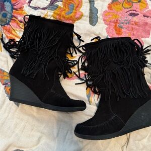 Minnetonka Black Fringe Ankle Booties